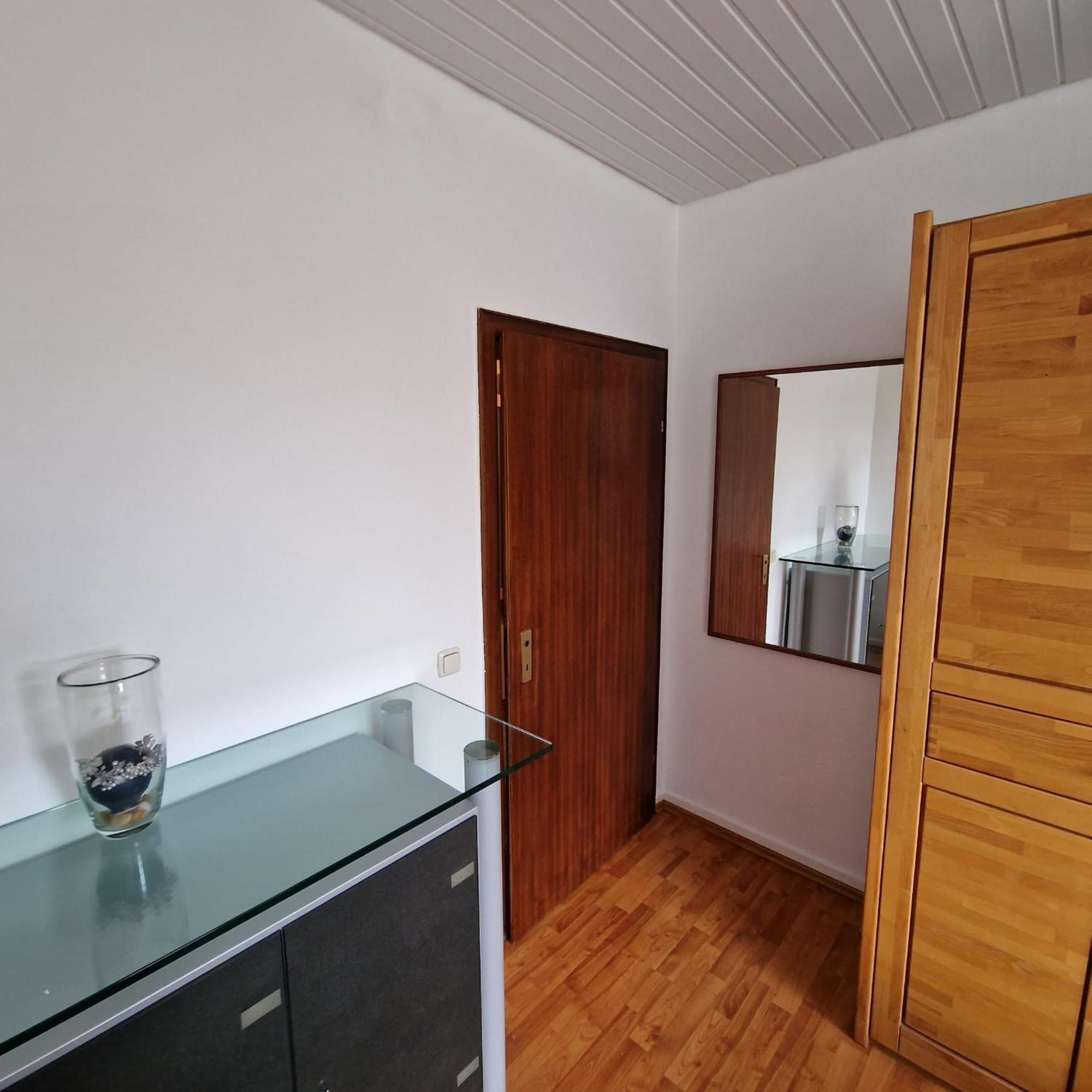 Zuhause Im Gruenen Apartment Essen Room photo